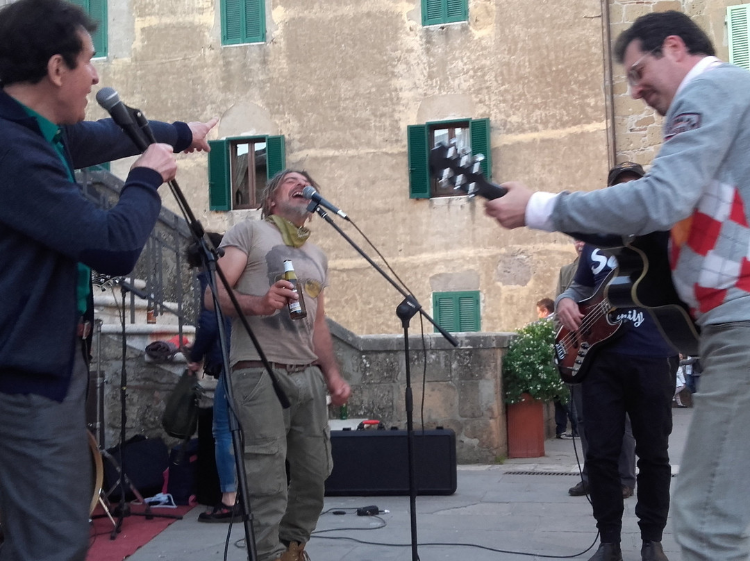 WalkItalyTours-卡利亚里省必去景点