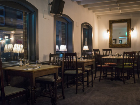 The Old Restoration-切尔滕纳姆必去景点