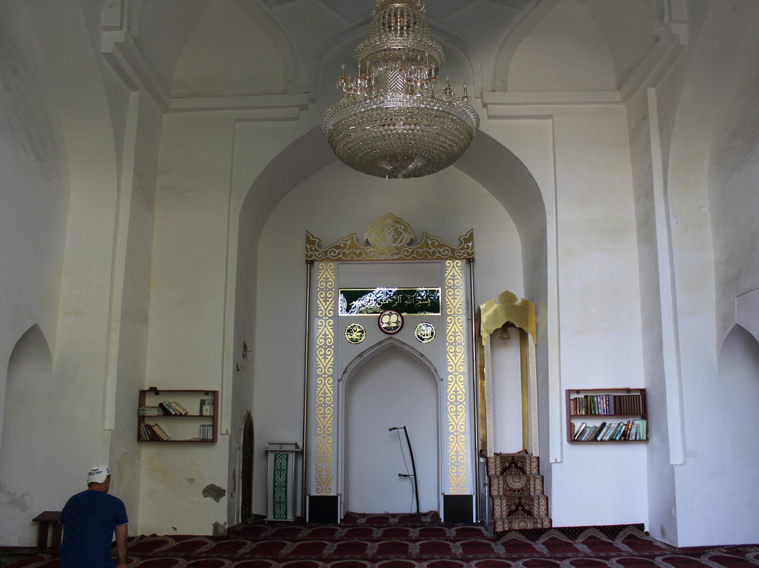 Mosque of Ravat Abdullakhan-Osh必去景点