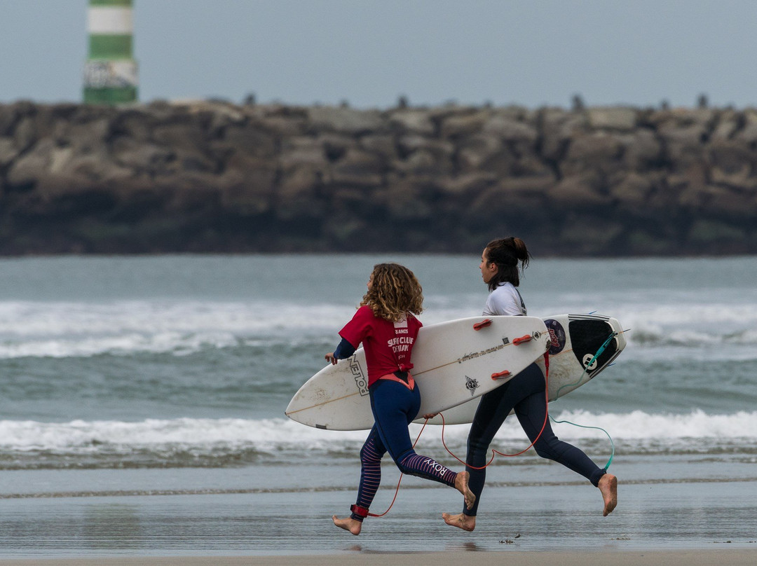 Surf Clube Viana-维亚纳堡必去景点