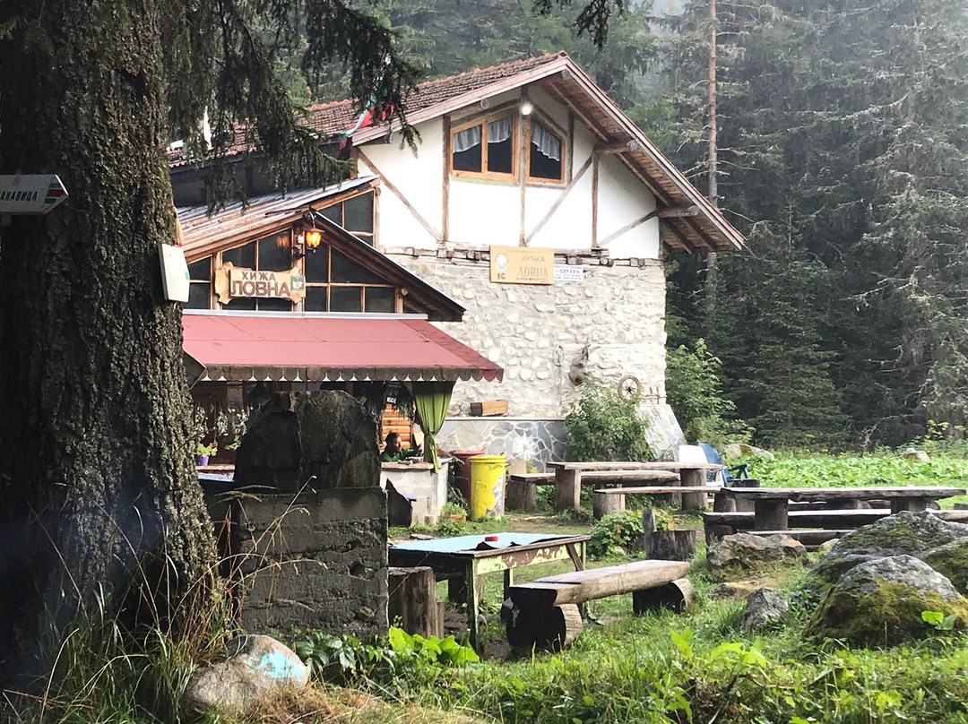 Lovna Hut