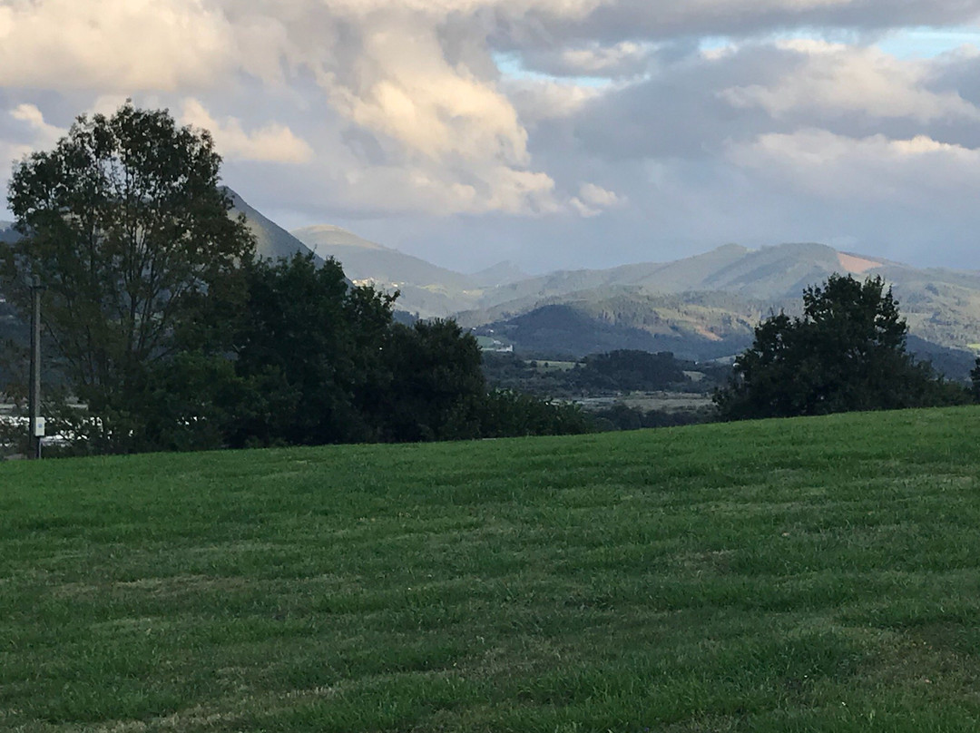 Busturia旅游攻略图片