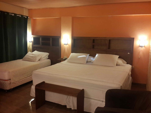 Dolly Palace Hotel主图