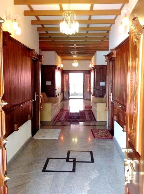 Aramana Holiday Inn主图