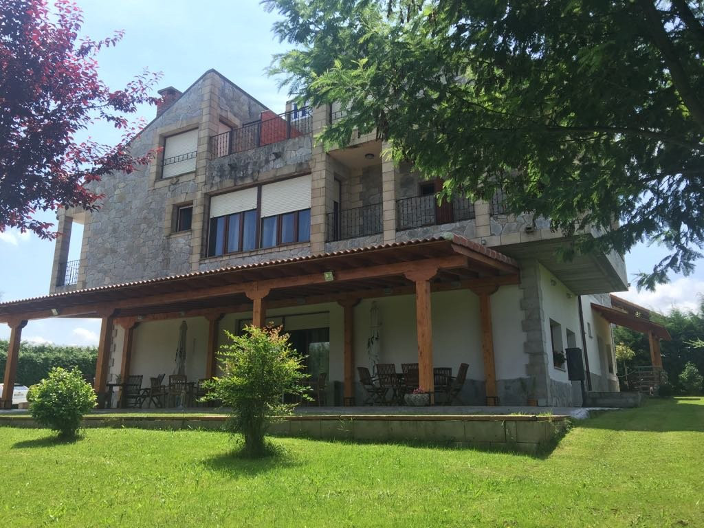 Pamanes酒店住宿-Hosteria La Moraleja