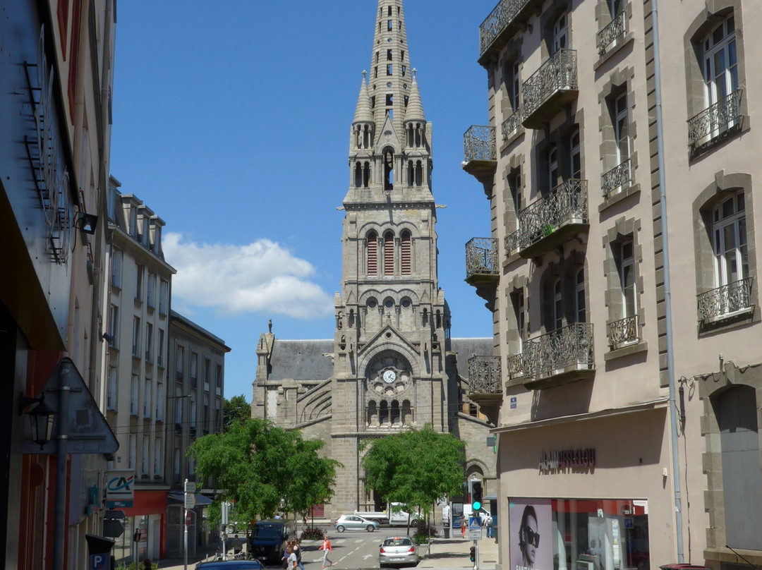 Eglise Saint Martin-布列斯特必去景点