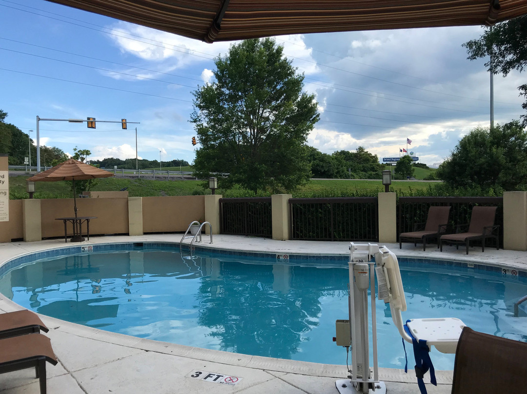 布里斯托尔希尔顿恒庭酒店主图