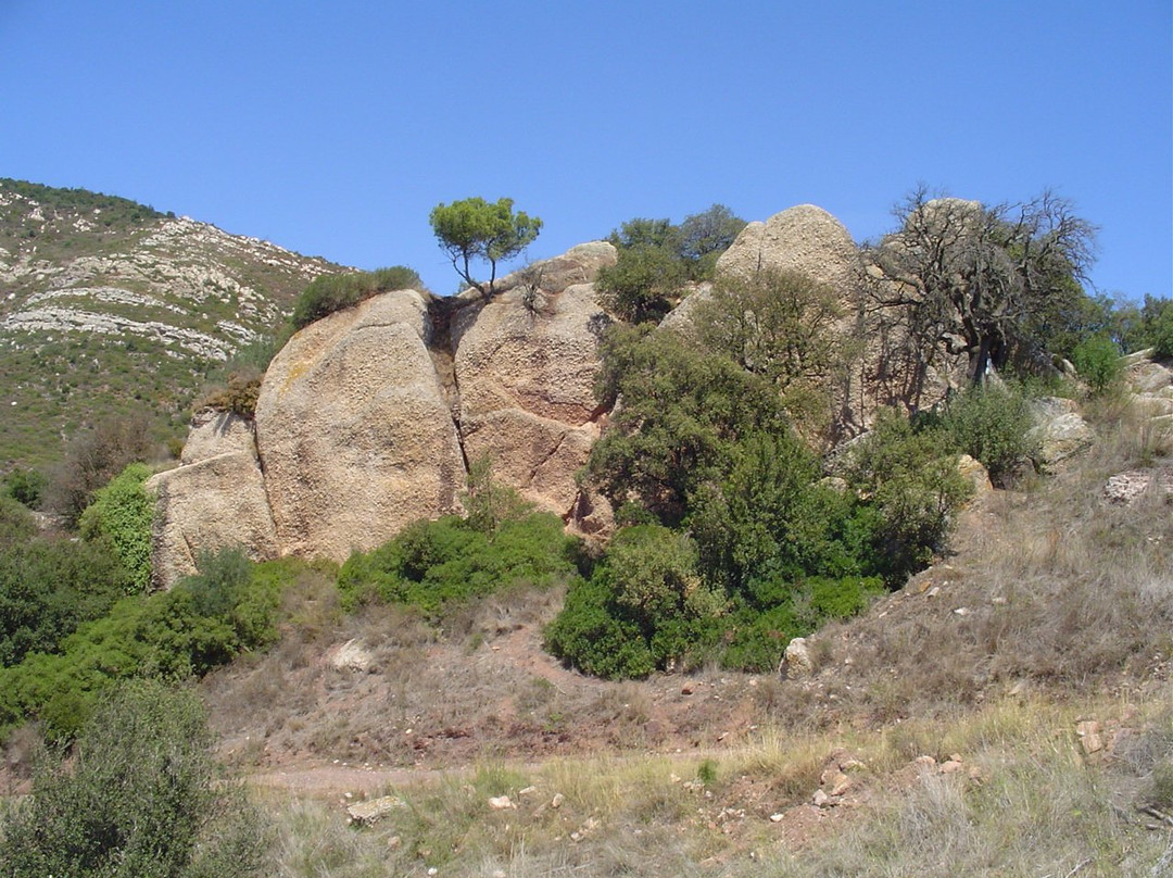 Sant Pere Sacama-Olesa de Montserrat必去景点