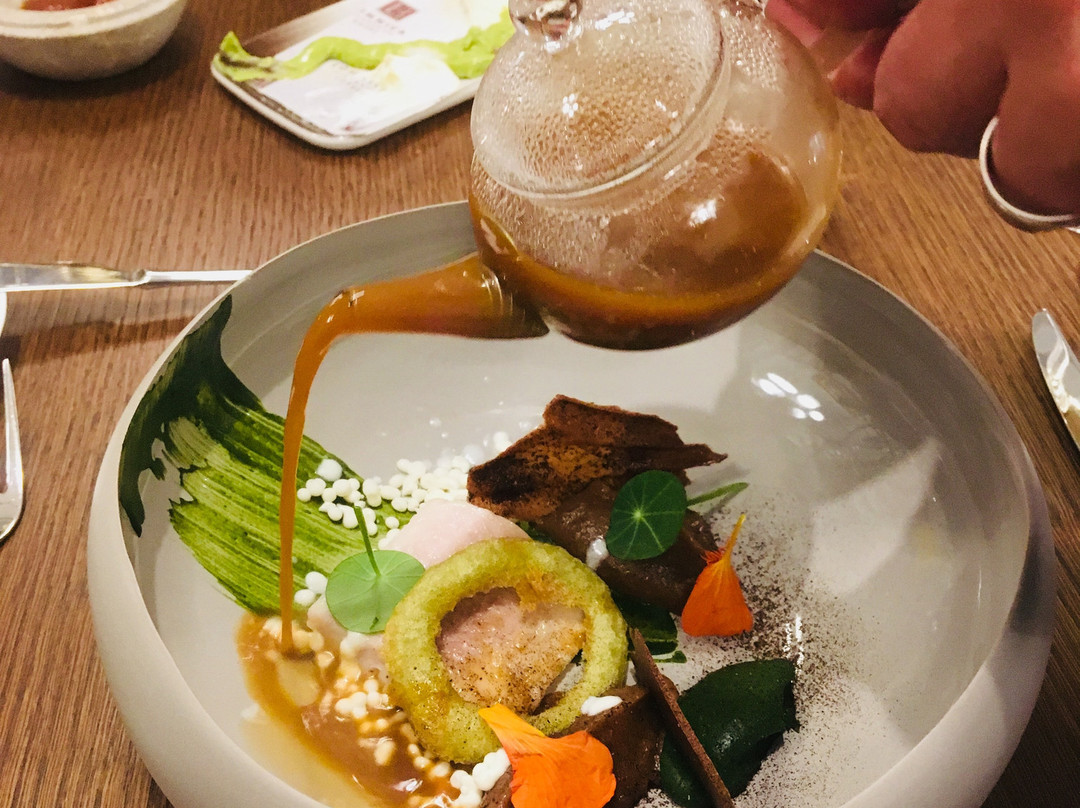 Kezmarske Zlaby餐馆和美食-Sissi Reštaurácia
