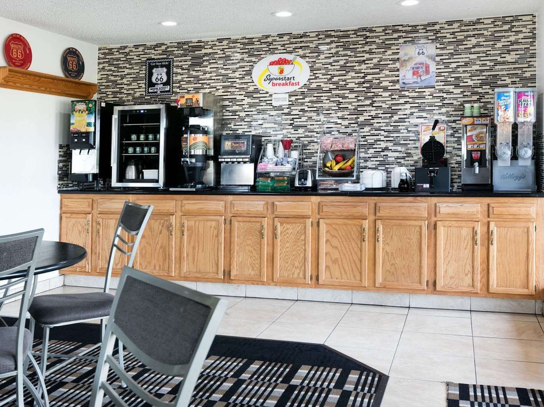 Super 8 by Wyndham Sapulpa/Tulsa Area主图