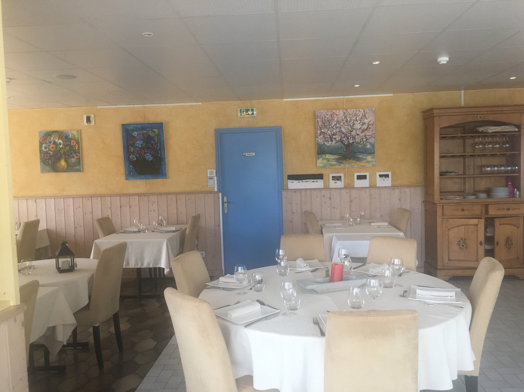 Hôtel Restaurant du Pont主图