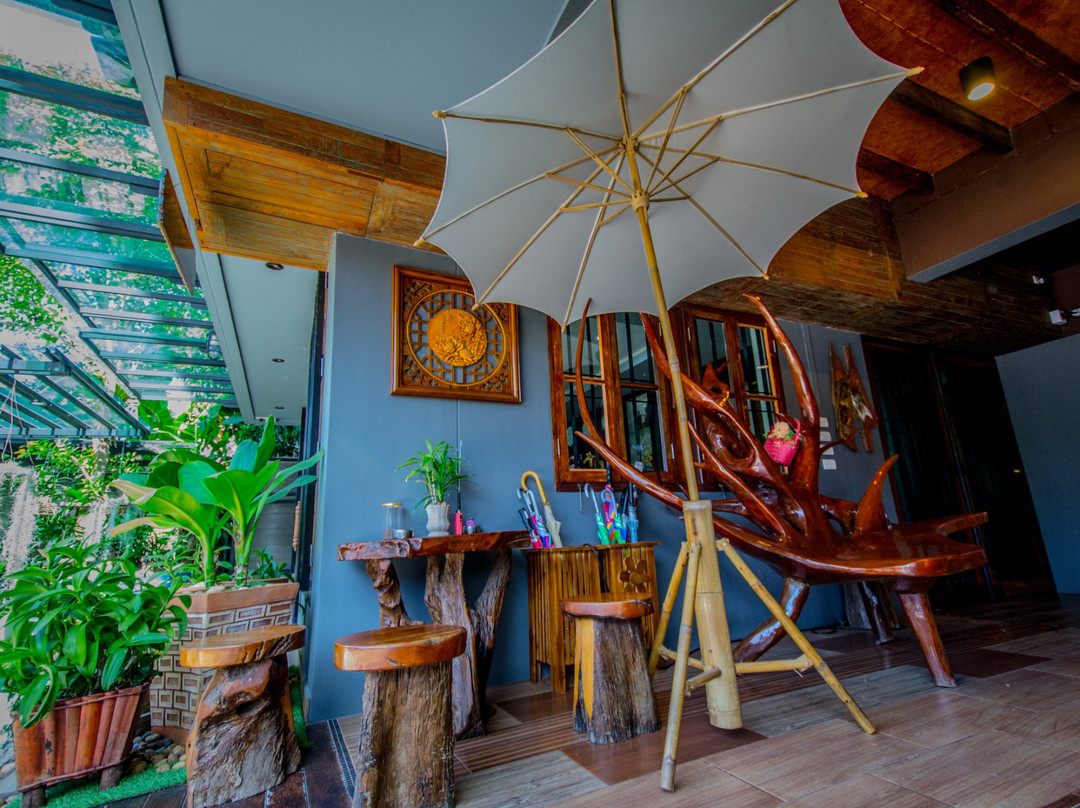 Na Siri Lakeview主图