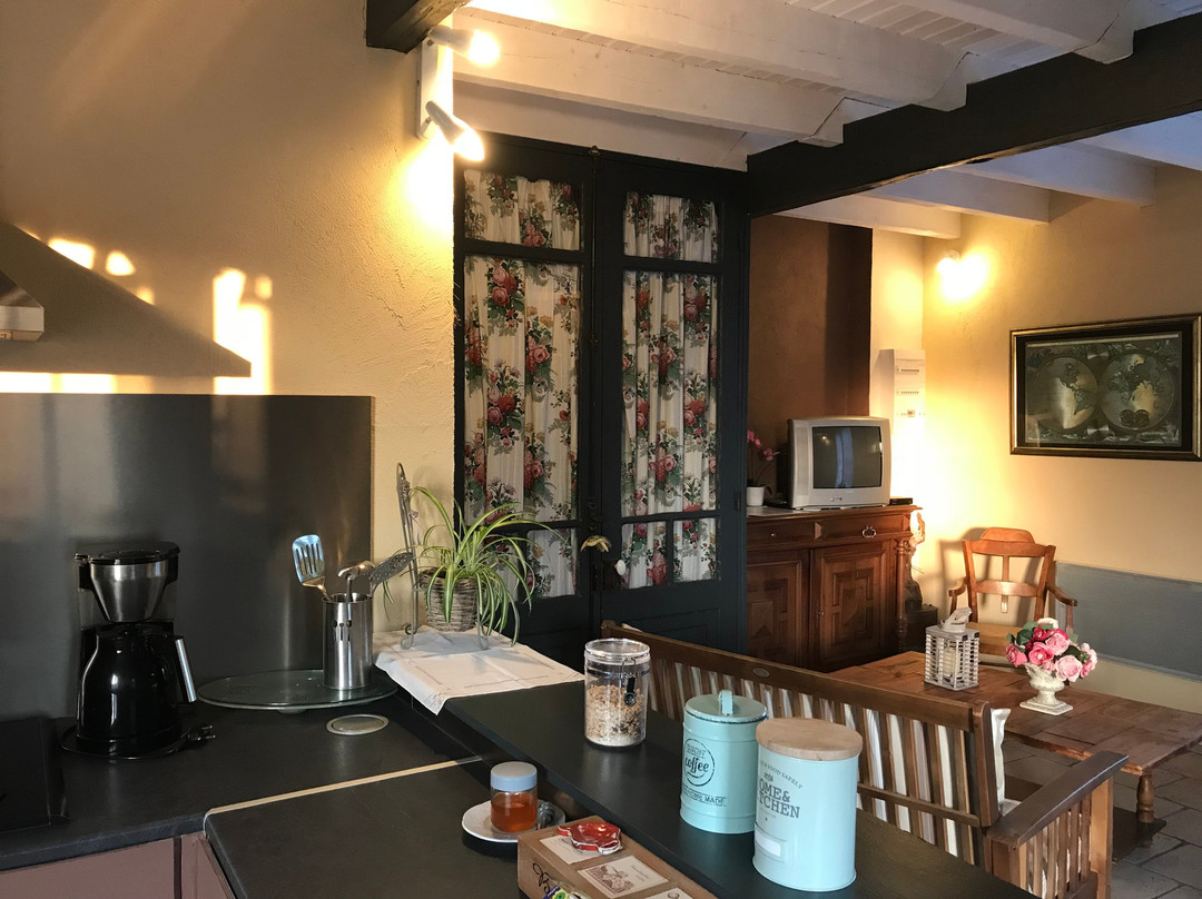 Chambres  Et Gîte Peyroutas主图