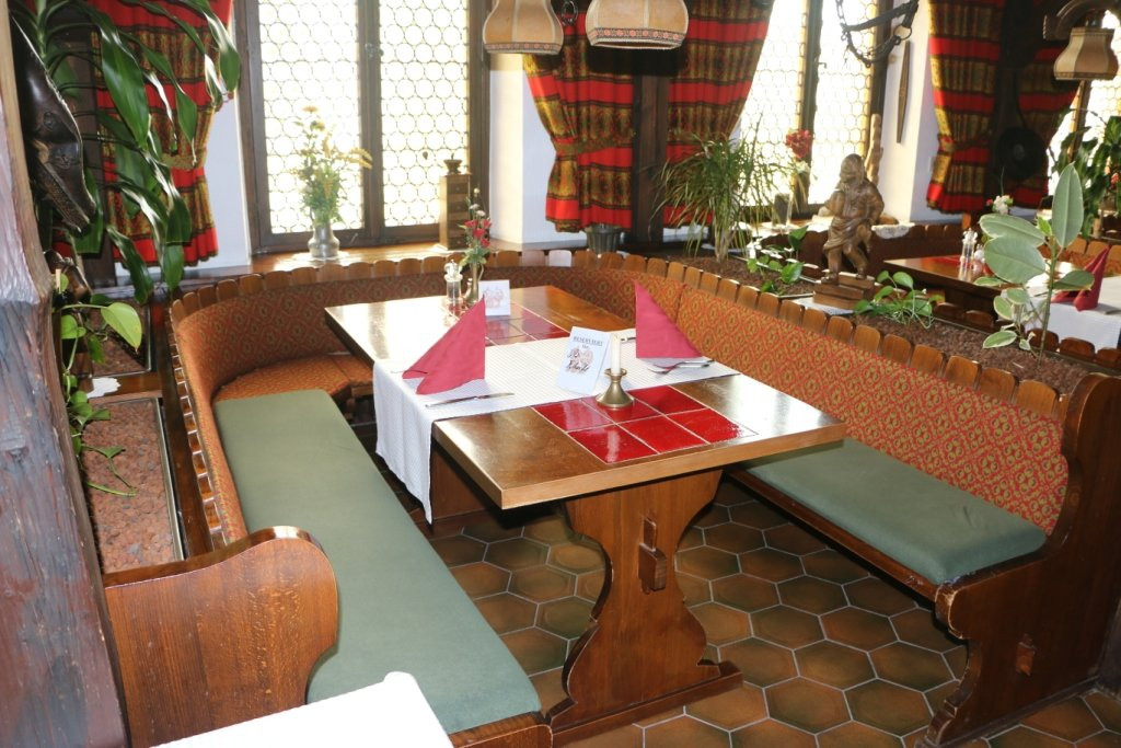 Hotel Gasthof Zum Weyssen Rossle主图