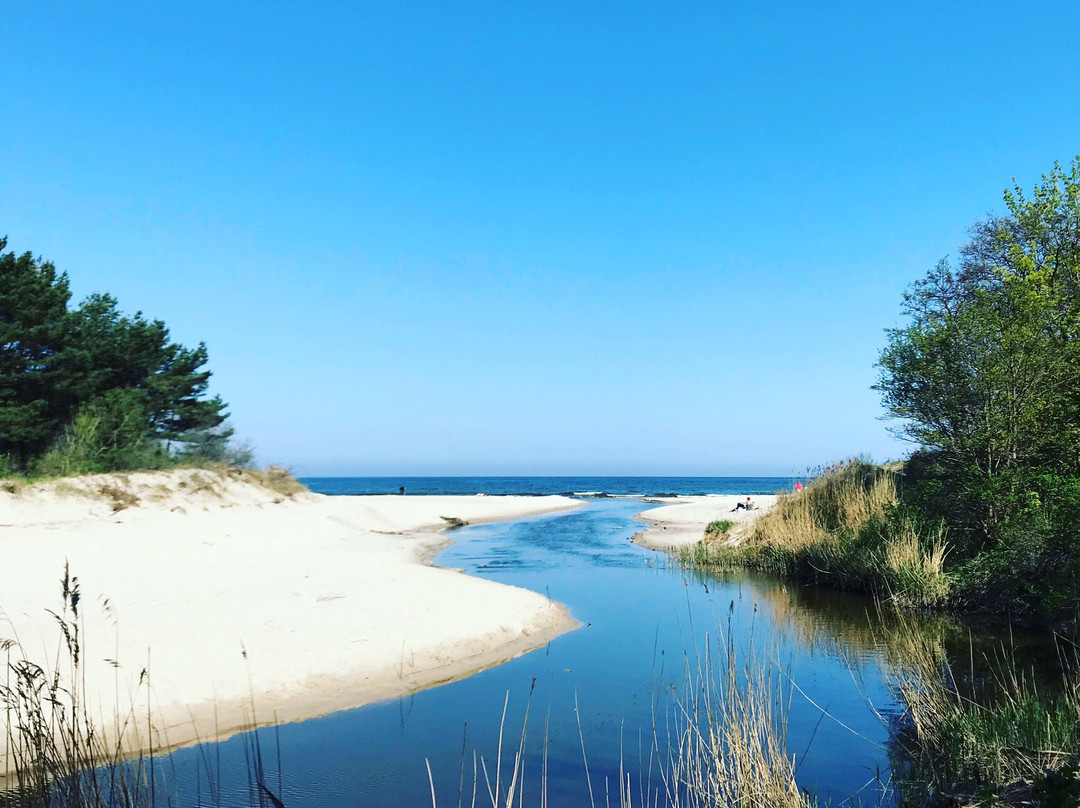 Pogorzelica Beach景点图片