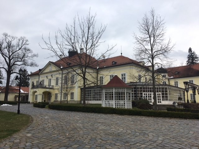Szidonia Castle主图