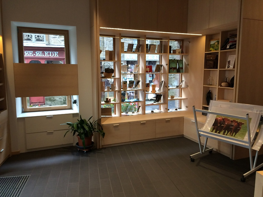 Office de Tourisme du Pays de Salers-Salers必去景点