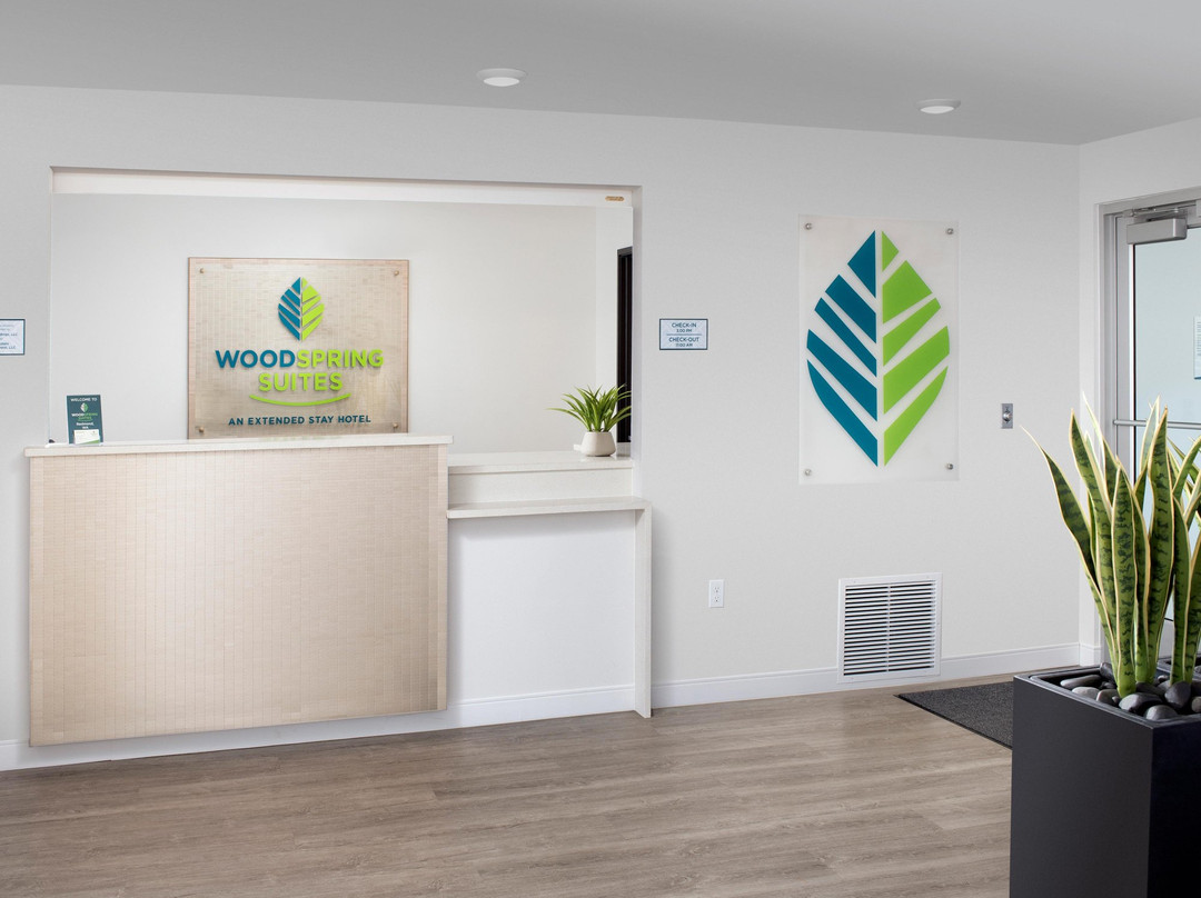 WoodSpring Suites Seattle Redmond主图
