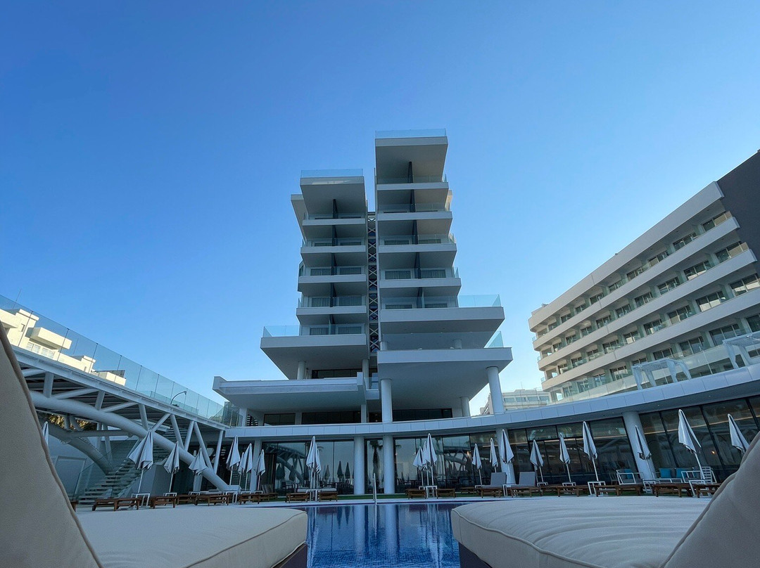 Flamingo Paradise Beach Hotel