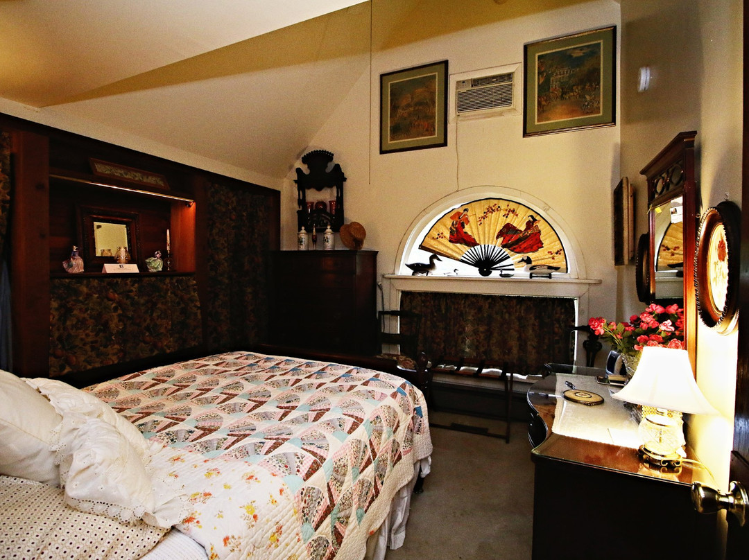 Ebenezer House B&B主图