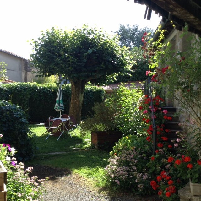 Hôtel Restaurant Le Dolmen主图