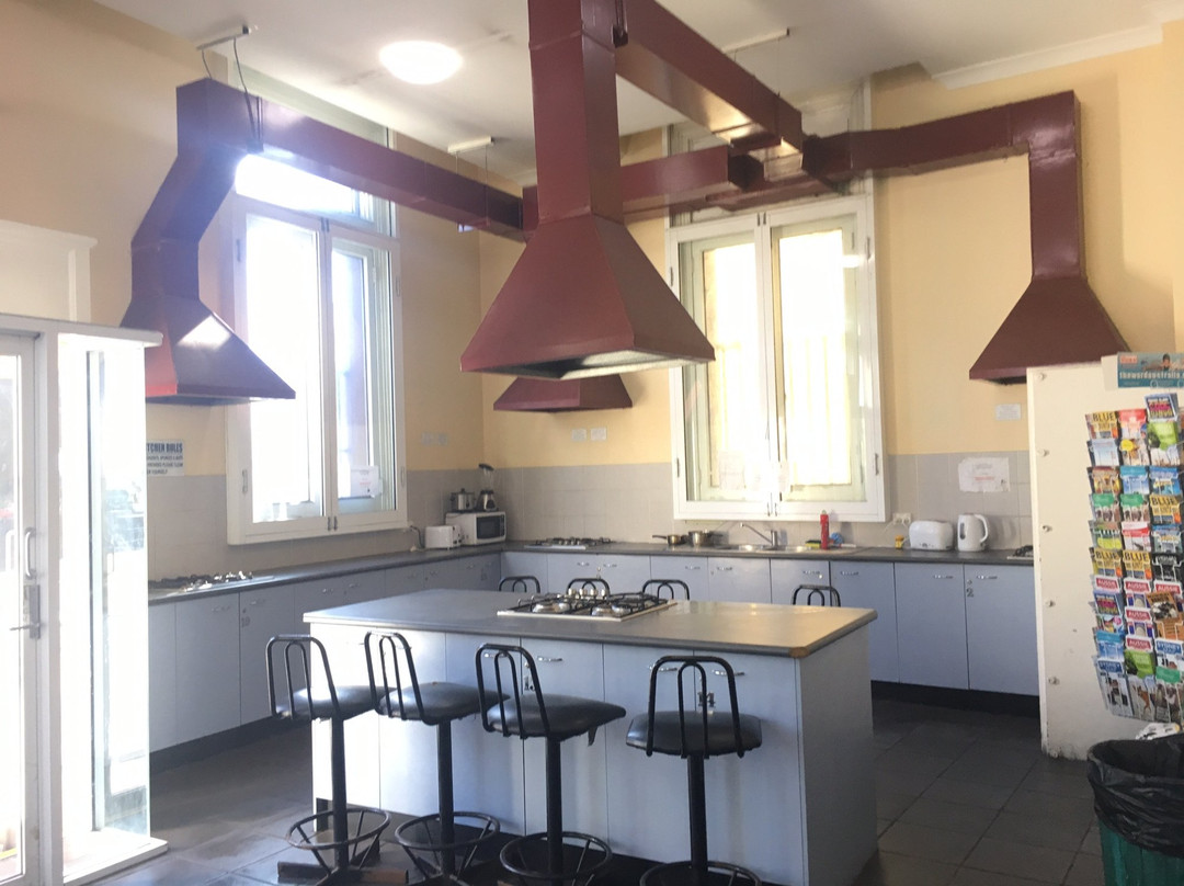 The English Lodge