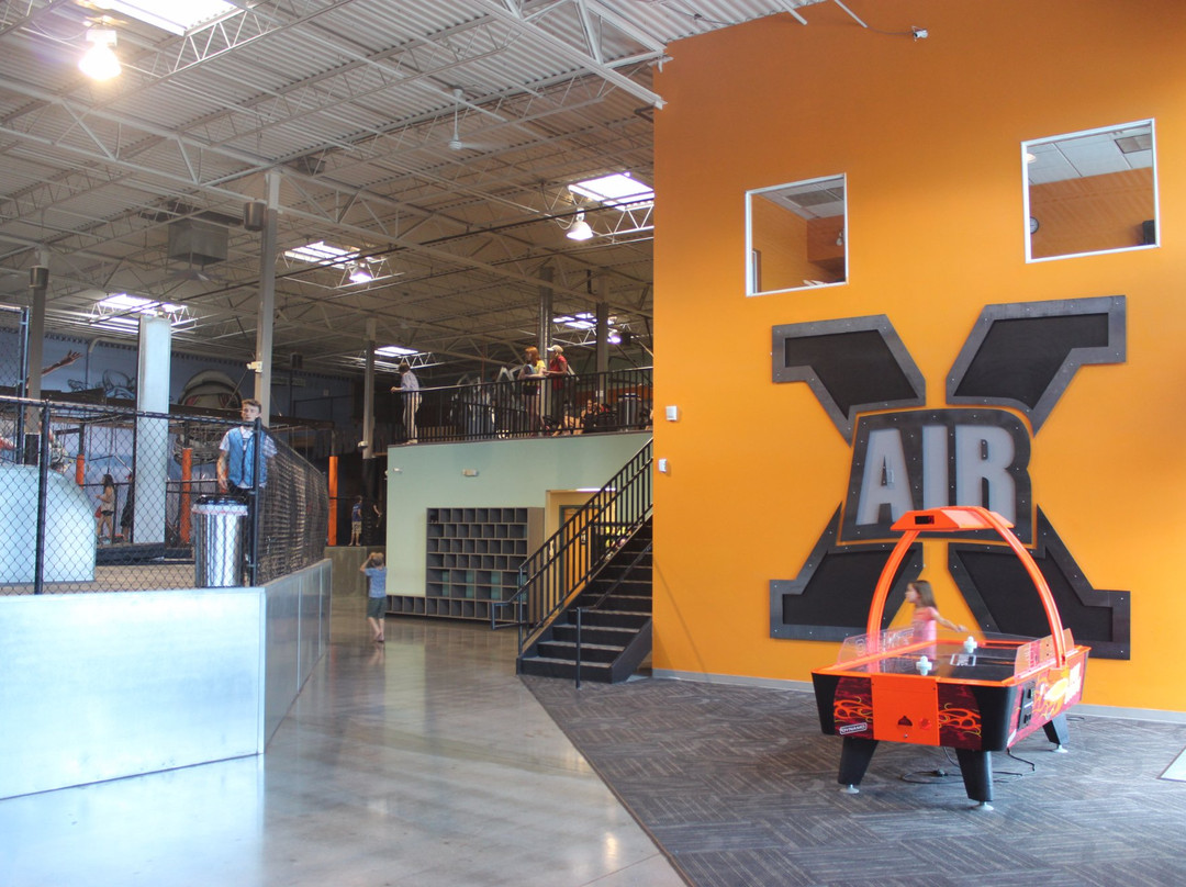 Airborne Trampoline Arena-德雷珀必去景点