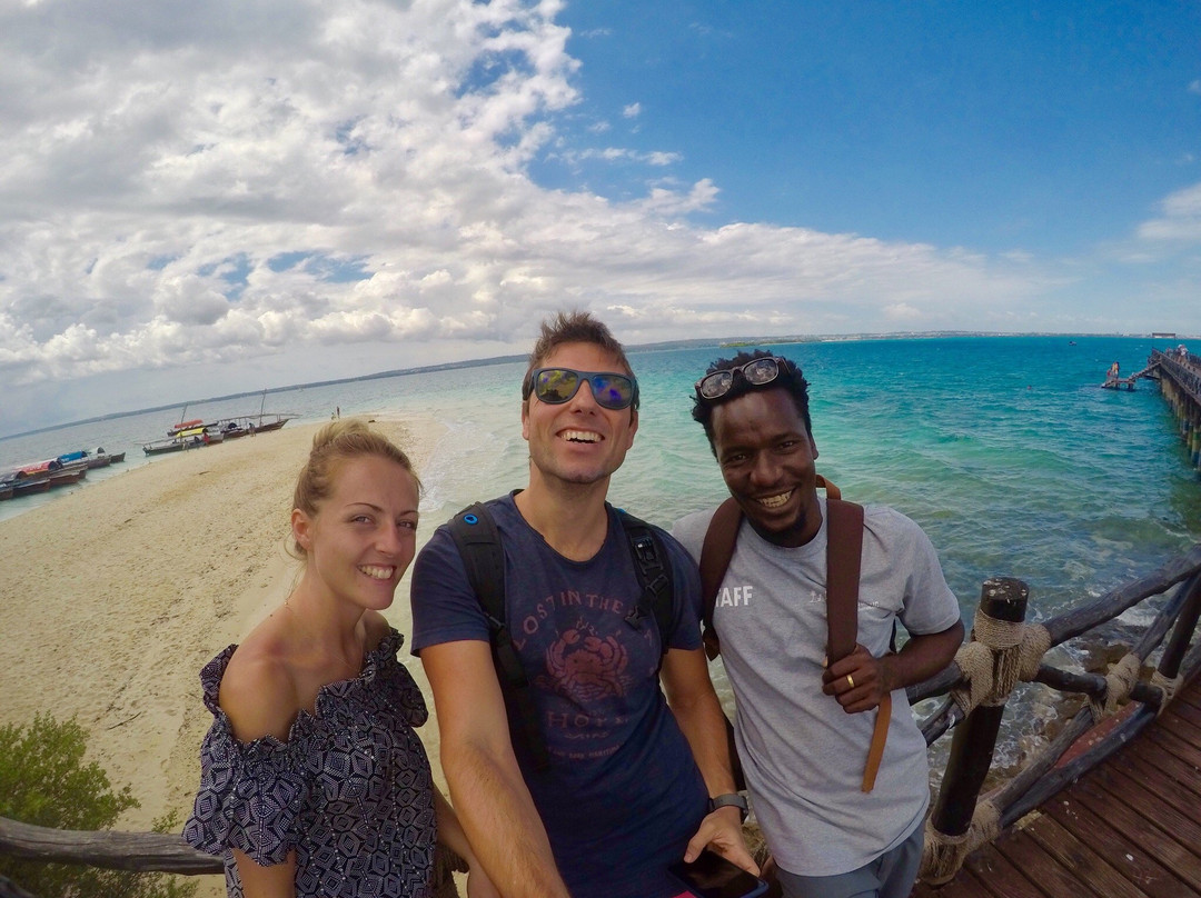 Bashasha Tours-孥归必去景点