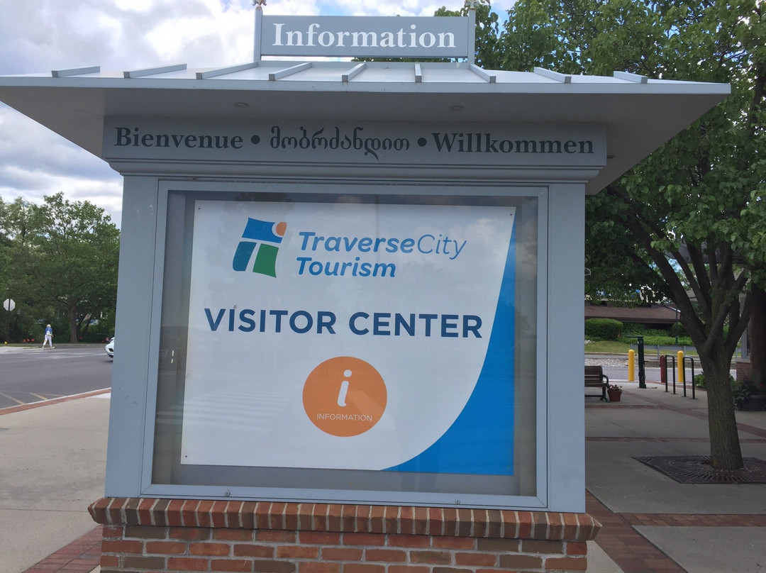 Traverse City Tourism Visitor Center-特拉弗斯城必去景点