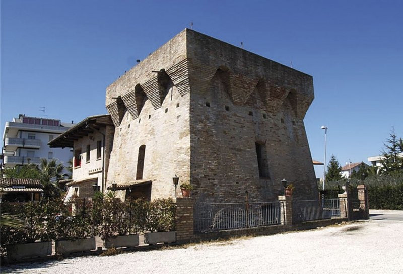 Torre della Vibrata景点图片