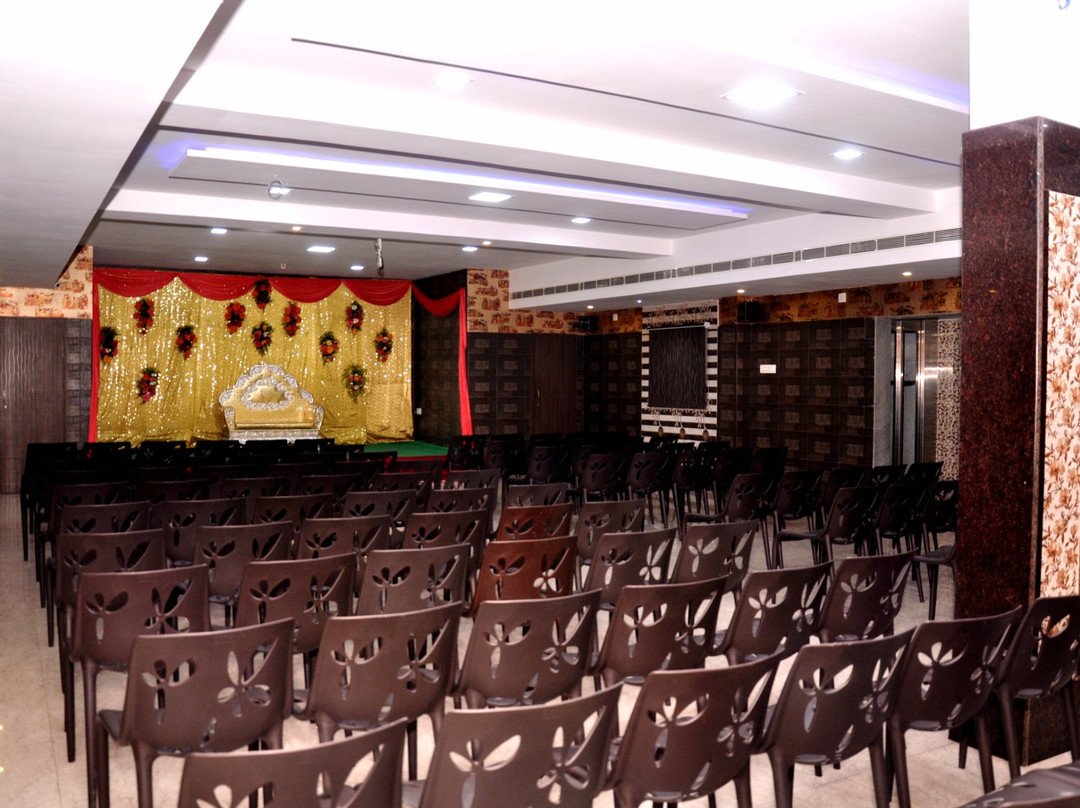 Dwaraka Tirumala旅游攻略图片