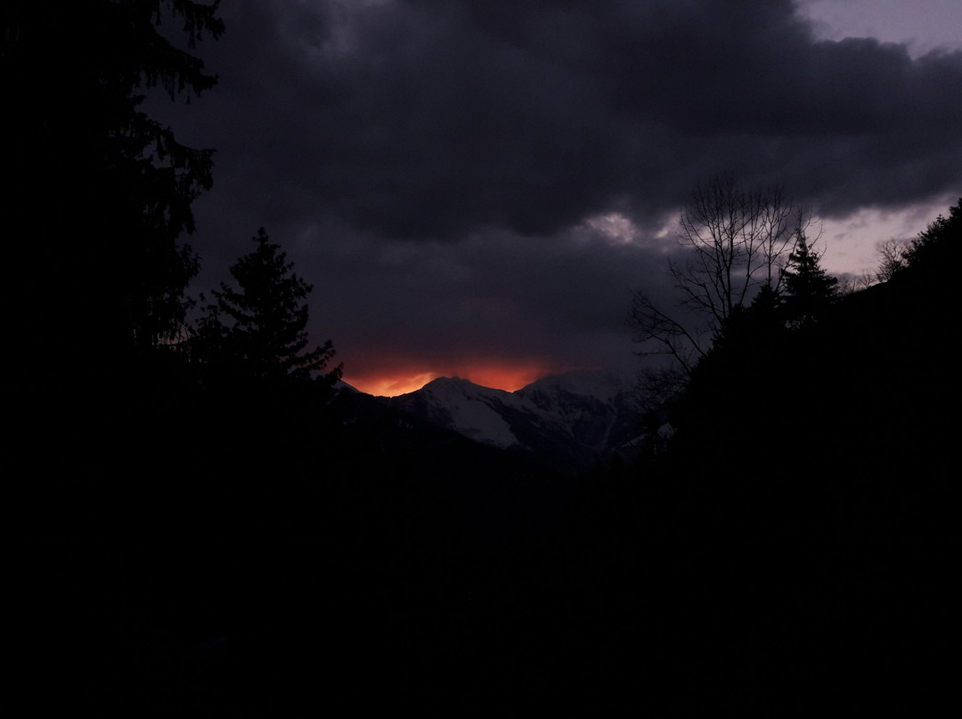 Zana Falls-默纳利必去景点