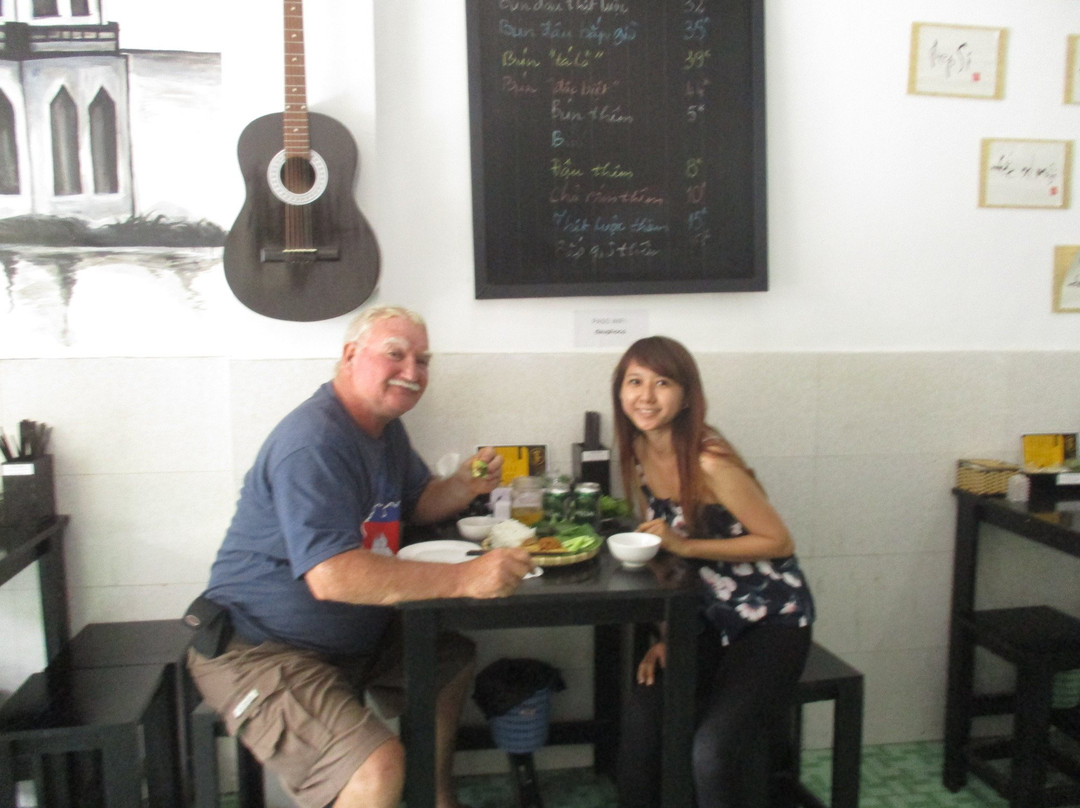 Mekong Delta餐馆和美食-Bun Đau Mam Tom Restaurant