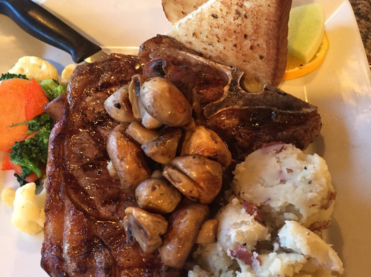 Air Ronge餐馆和美食-Kostas