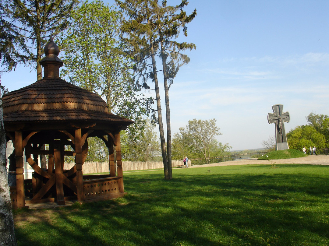 Putivl旅游景点-Baturyn Tragedy Memorial