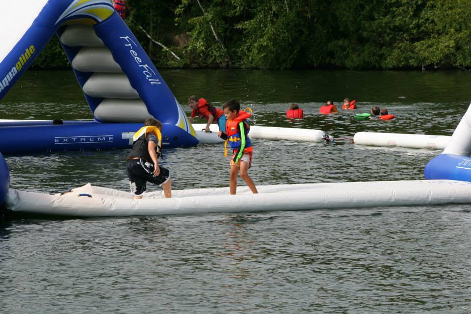 Emerald Lake Trailer Resort & Water Park-Puslinch必去景点