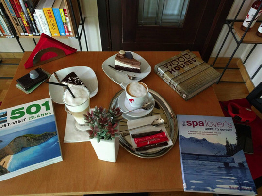 Salistea Veche餐馆和美食-Bookla