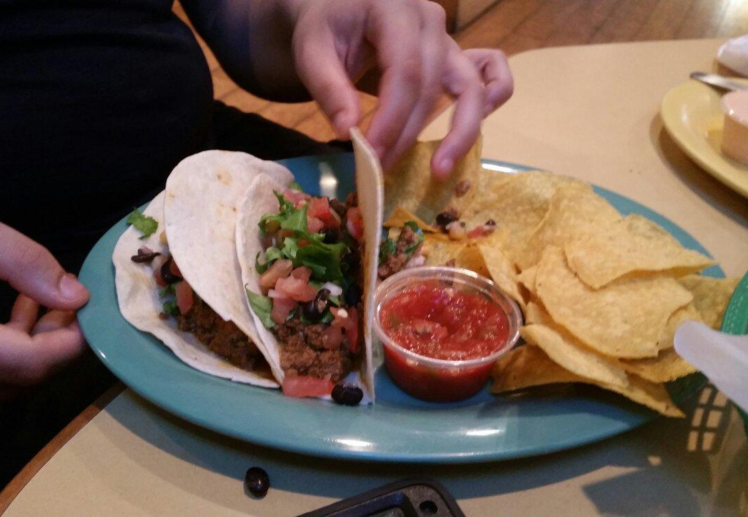 Pelican's Perch Bar & Grill