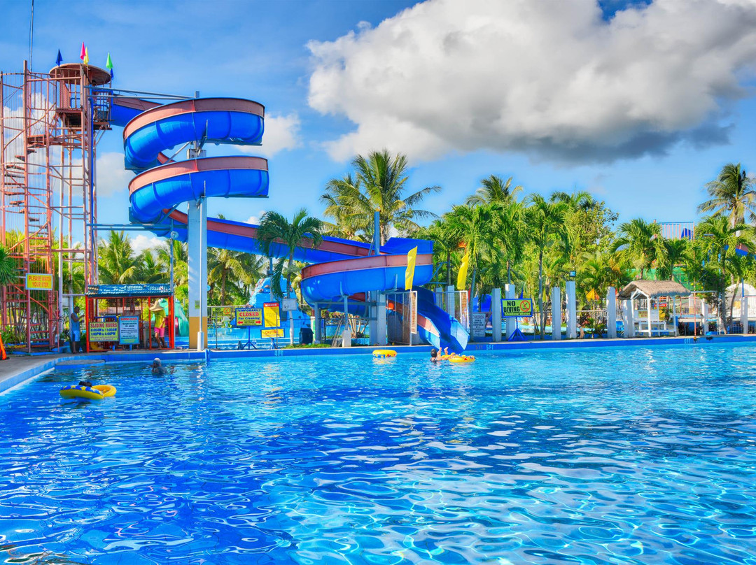 Villa Del Prado Resort