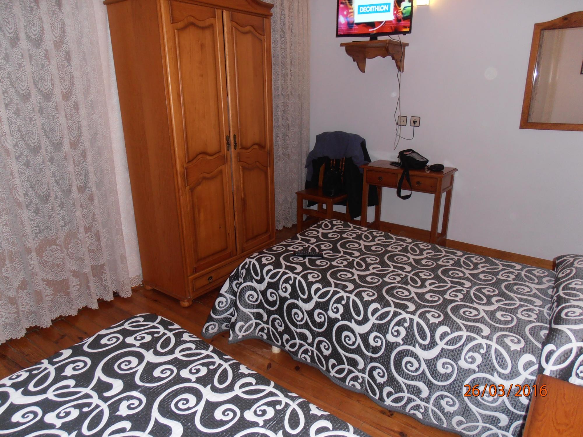 Hostal Pirineos-官方