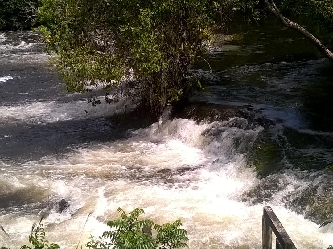 Arua Waterfall景点图片