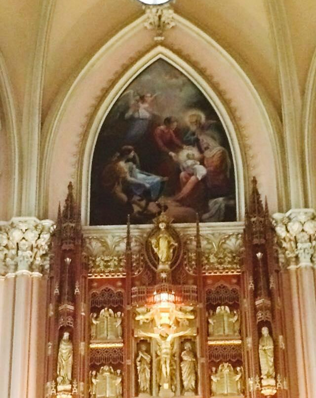 A l'eglise La Nativite de Notre-Dame景点图片