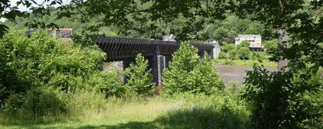 Roebling Aqueduct Suspension Bridge-Lackawaxen必去景点