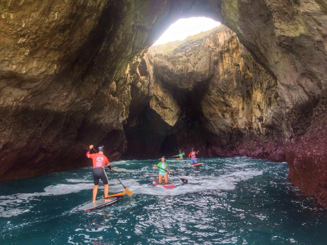 Escuela Asturiana de Surf-利亚内斯必去景点