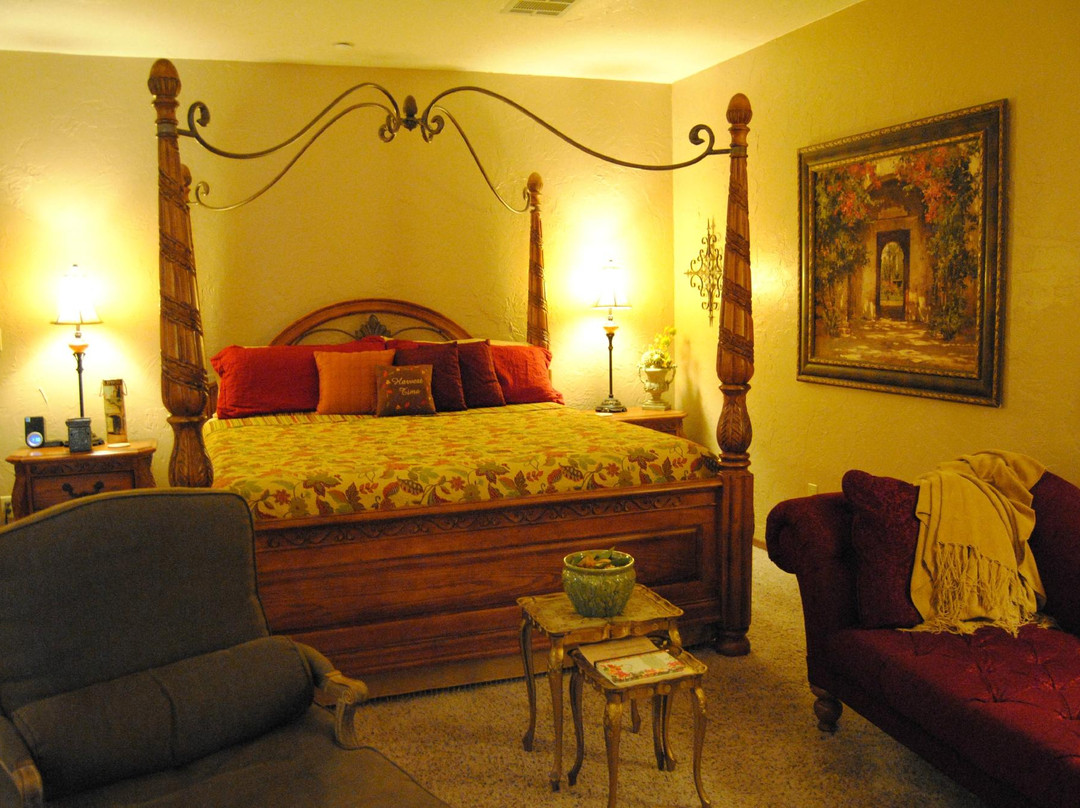 Davis酒店住宿-La Ville Inn