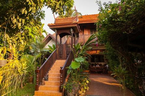 沙拉丕酒店住宿-Golden Teak Home