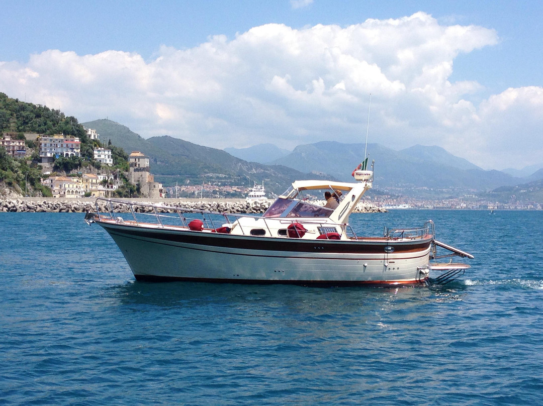 Blu Mediterraneo sas Noleggio Barche , Itinerari Turistici景点图片