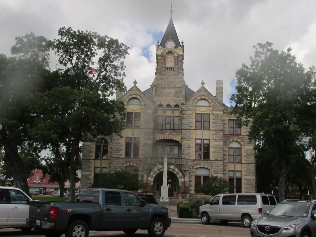 Fayette County Courthouse景点图片