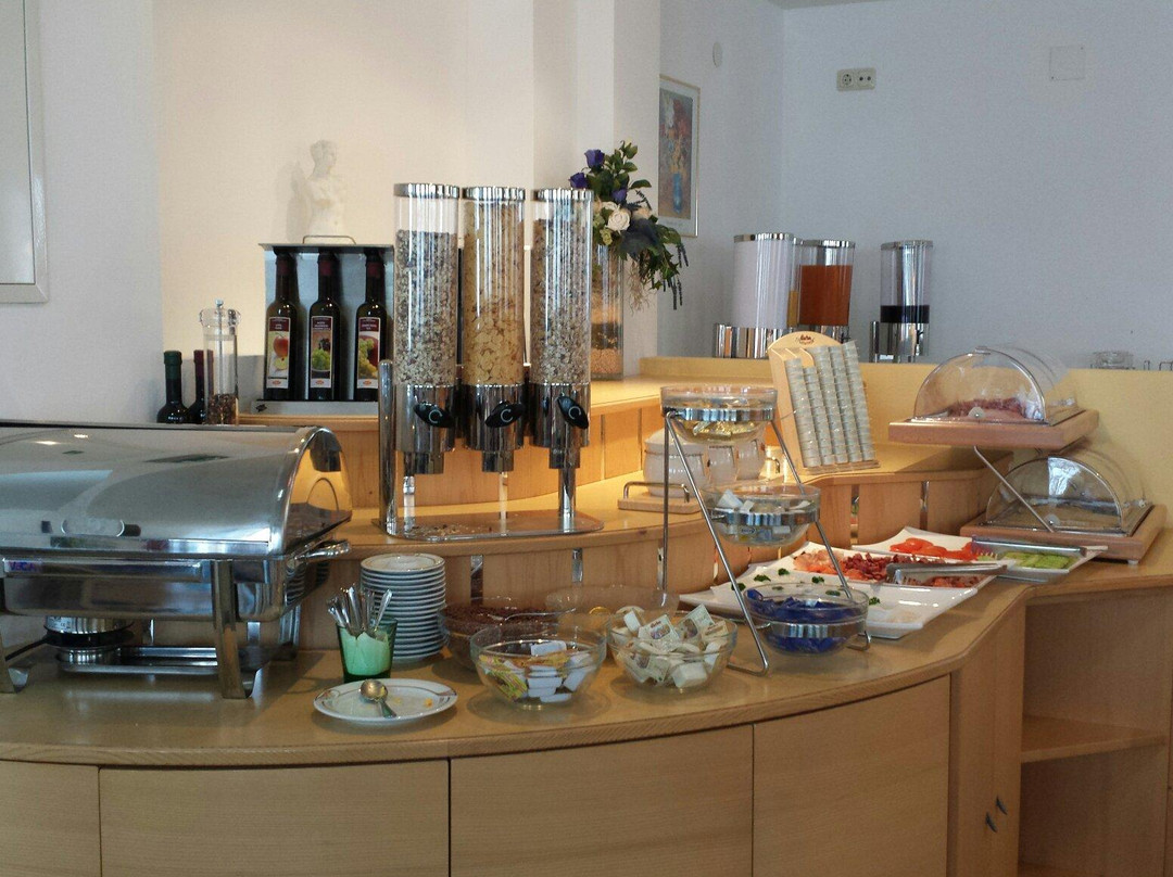 Kauns酒店住宿-Hotel Puint