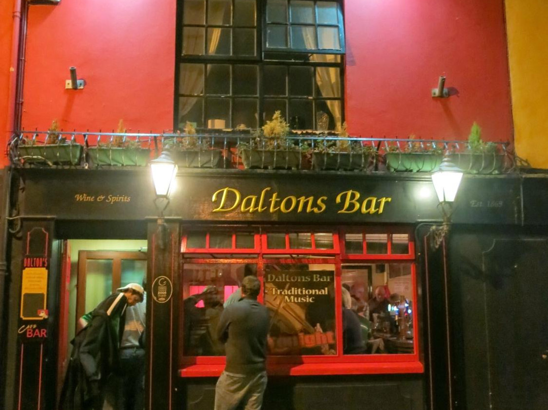 Dalton's Bar & Accomodation-金塞尔必去景点